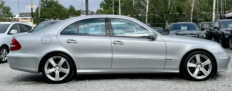 Mercedes-Benz E 500 V8 306HP ТОП СЪСТОЯНИЕ Image 4