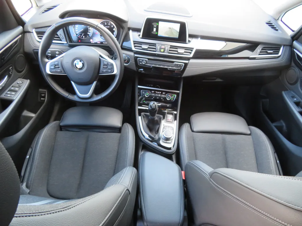 BMW 216 GRAN TOURER I SPORT LINE*NAVI*HIFI*KAMERA* Image 8