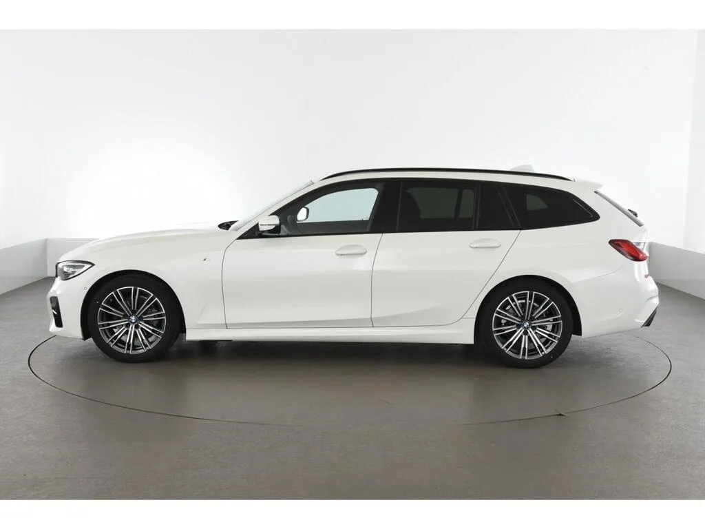 BMW Serie 3 318d Touring Msport Image 4