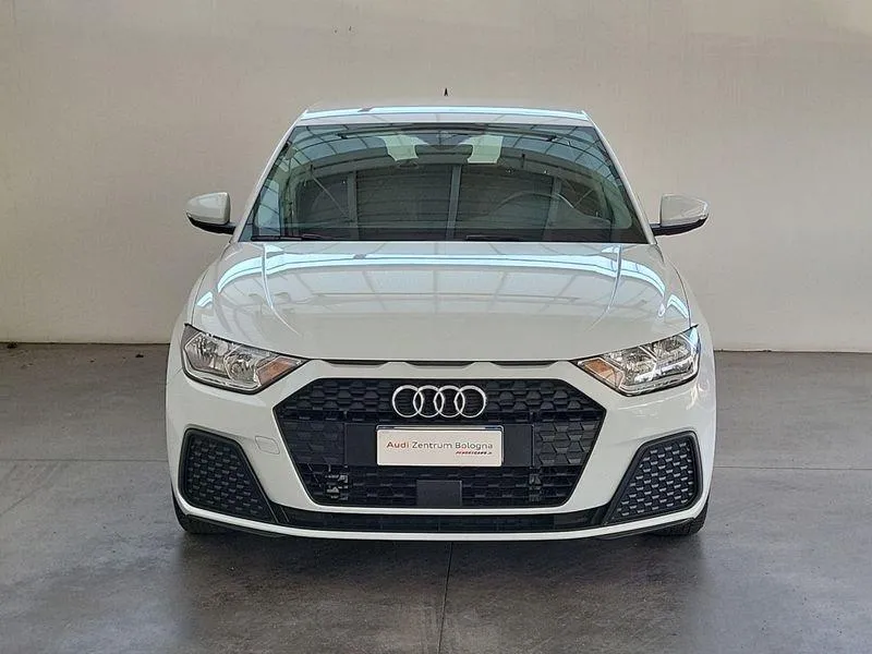 AUDI A1 SPB 25 TFSI Image 2