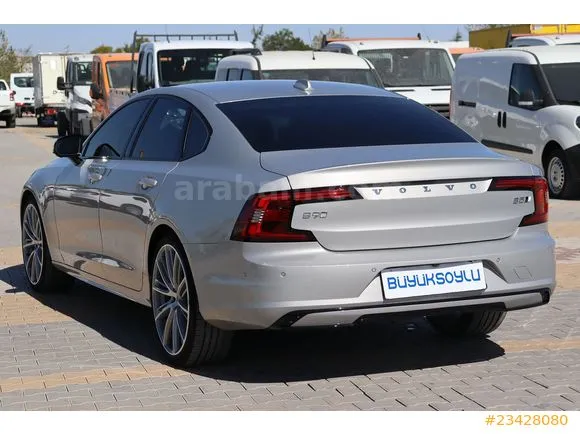 Volvo S90 2.0 D B5 Plus Dark Image 3